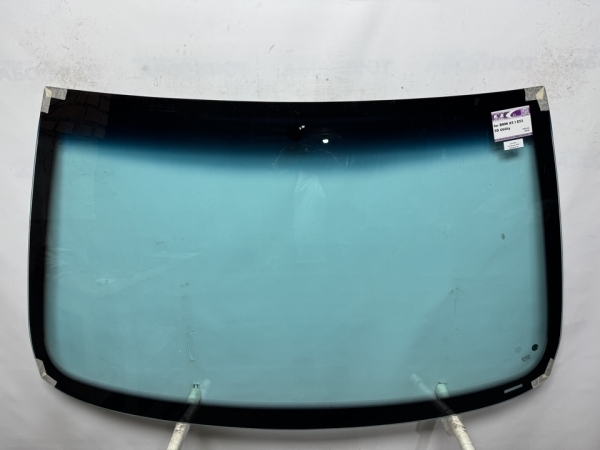 BMW X5 E53 2000-2006 KMK- Стекло лобовое 