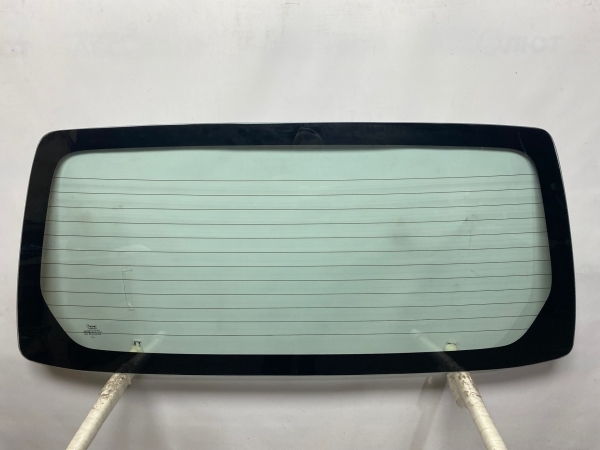  NISSAN SERENA  C24- XYG RW/H/X  (57*132) Стекло заднее