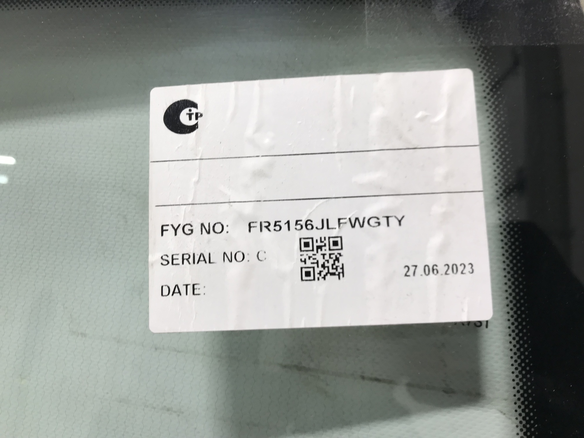 VOLKSWAGEN CADDY VAN 2015-  FYG ДД ПОЛНЫЙ ОБОГРЕВ БЕЗ ПОЛ  МОЛД Стекло лобовое 