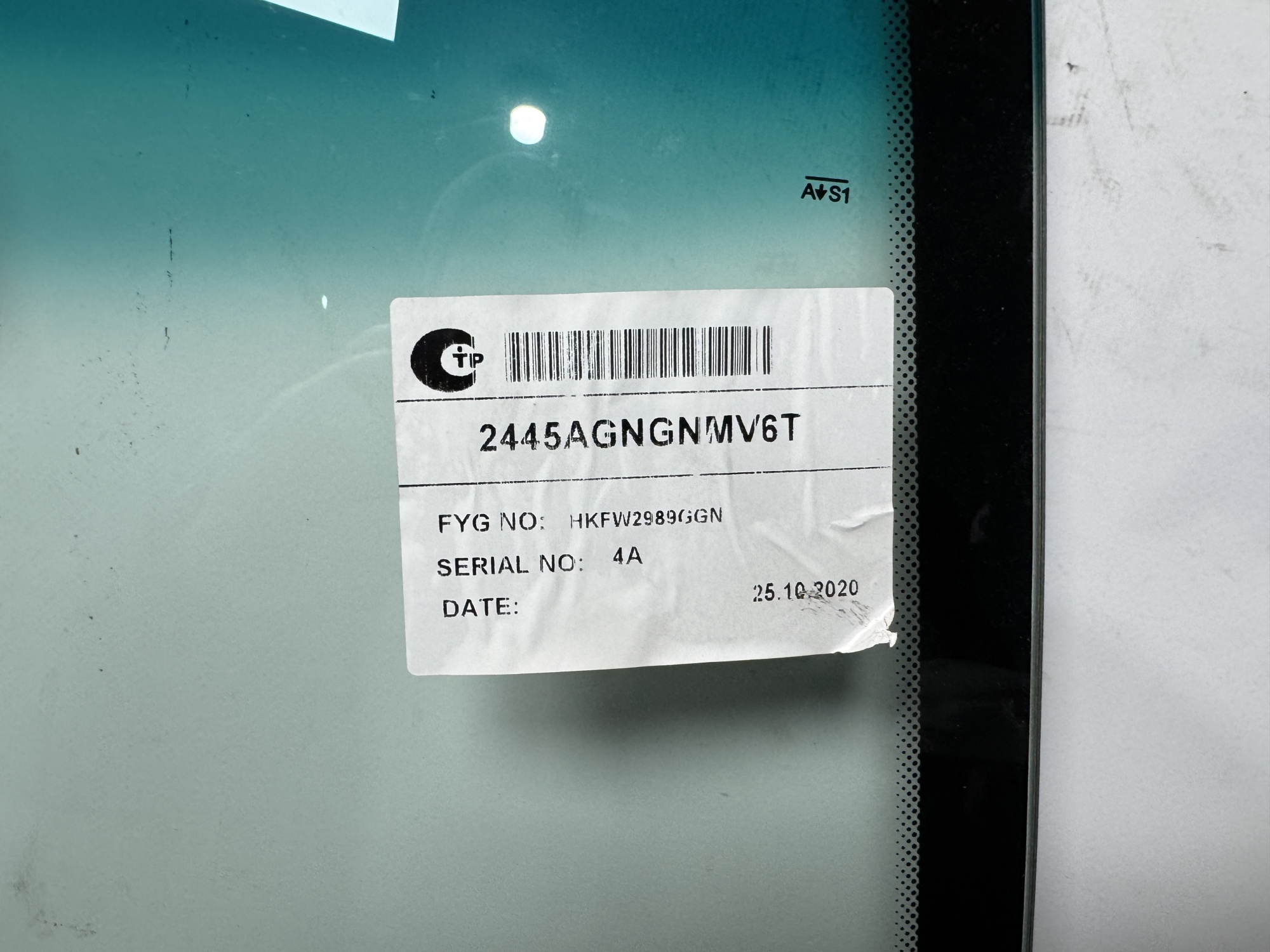 BMW 5-SERIA  E60/E61  2003-  FYG-ДД-КРУГЛЫЙ  ЗЕЛЕНАЯ ПОЛОСА Стекло лобовое