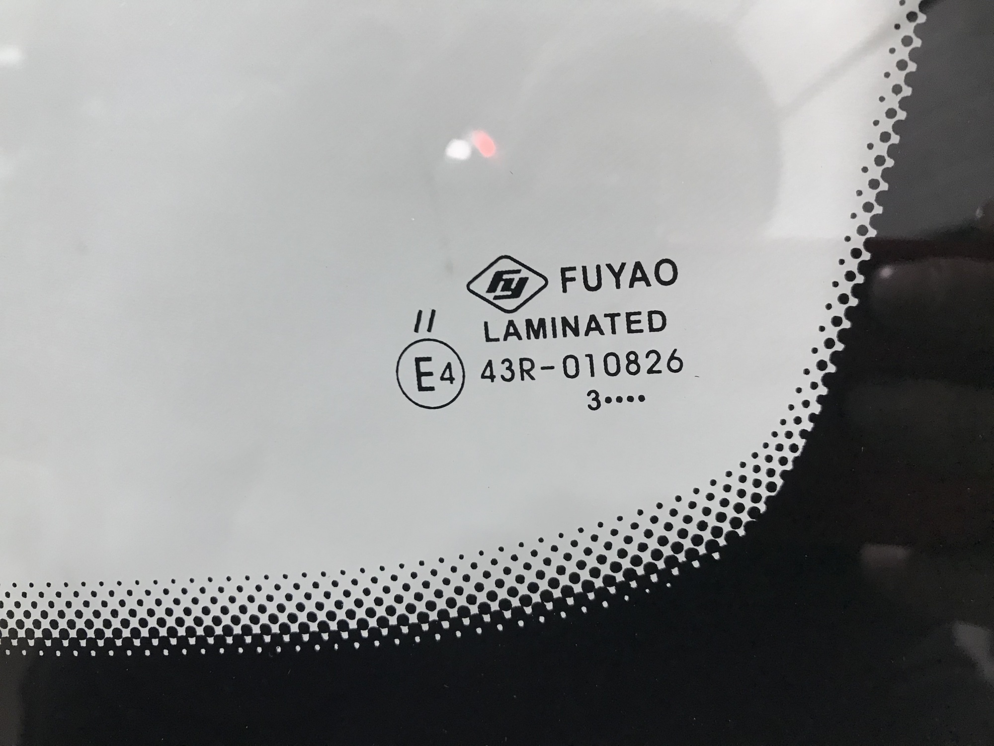 MERCEDES BENZ A-CLASS 168 98-2004 FYG СЕРАЯ ПОЛОСА Стекло лобовое 