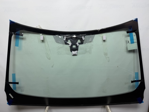 LAND ROVER DISCOVERY V 2016-  BENSON  [полный обогрев+ ДД+2е Камеры+молдинг] Стекло лобовое 