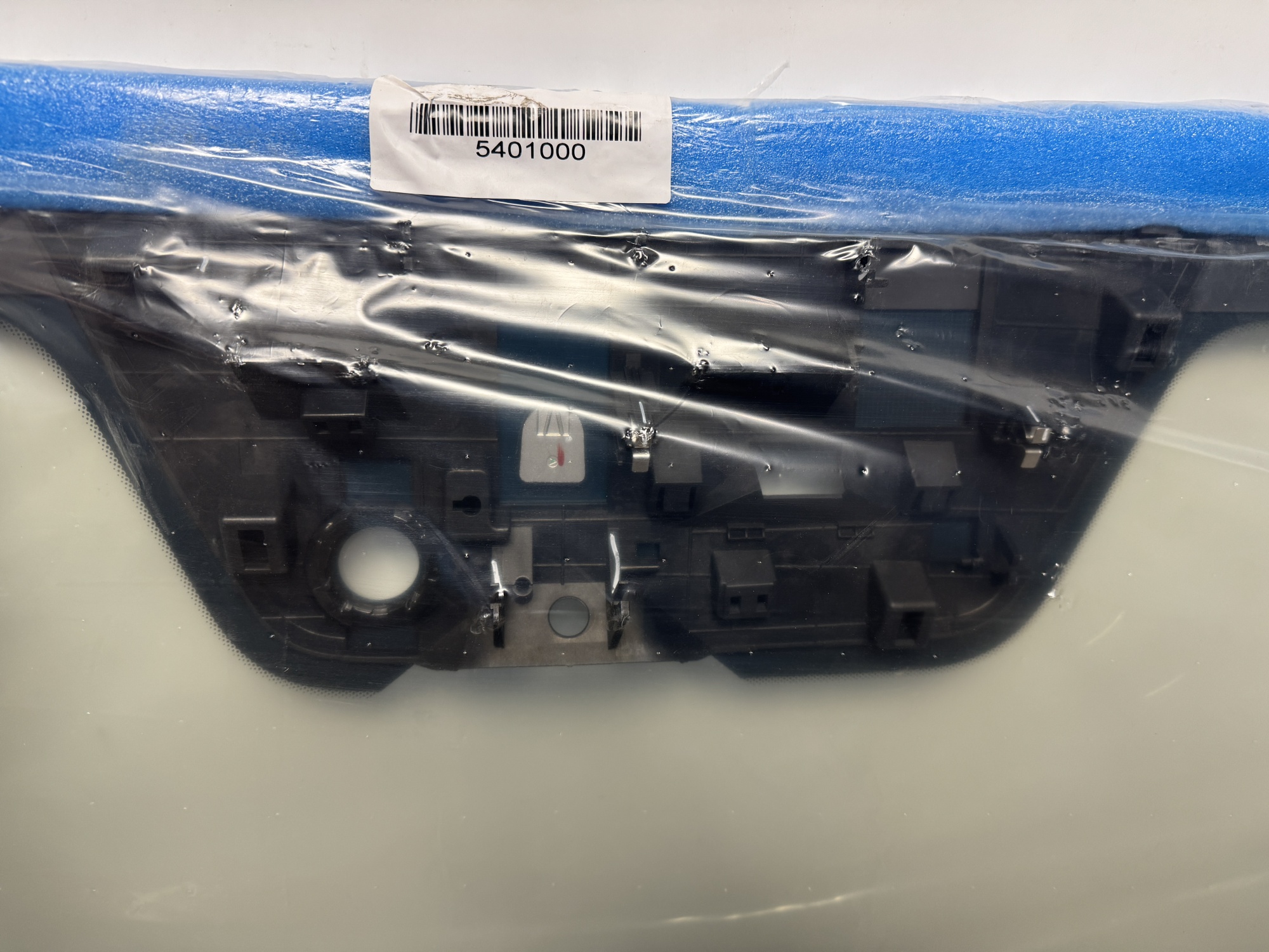 M-HERO 2024- 52401000 ДД КАМЕРА атермальное Стекло лобовое