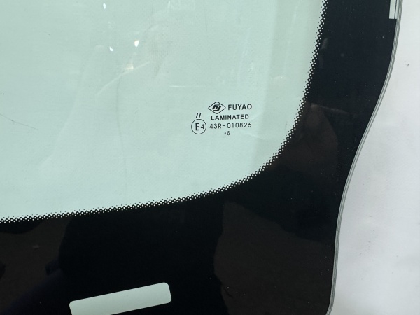 MERCEDES BENZ B-CLASS 2012-  246 КУЗОВ  FYG-ДД(рестайлинг 2015-) БЕЗ ПОЛ МОЛДИНГ Стекло лобовое