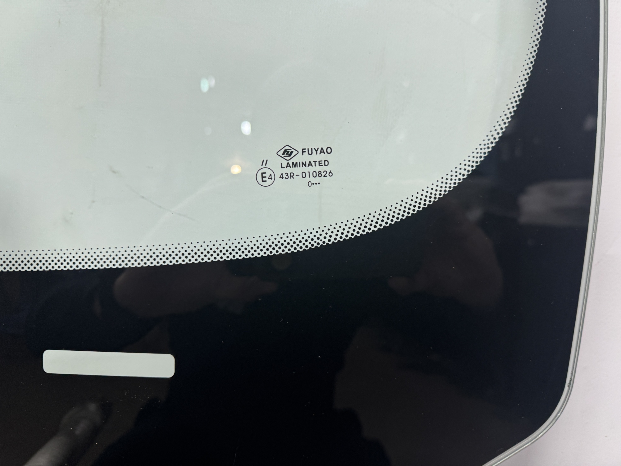 BMW 5-SERIA  F10/F11  2012- FYG ДД(РЕСТАЙЛИНГ) СЕРАЯ ПОЛОСА  Стекло лобовое