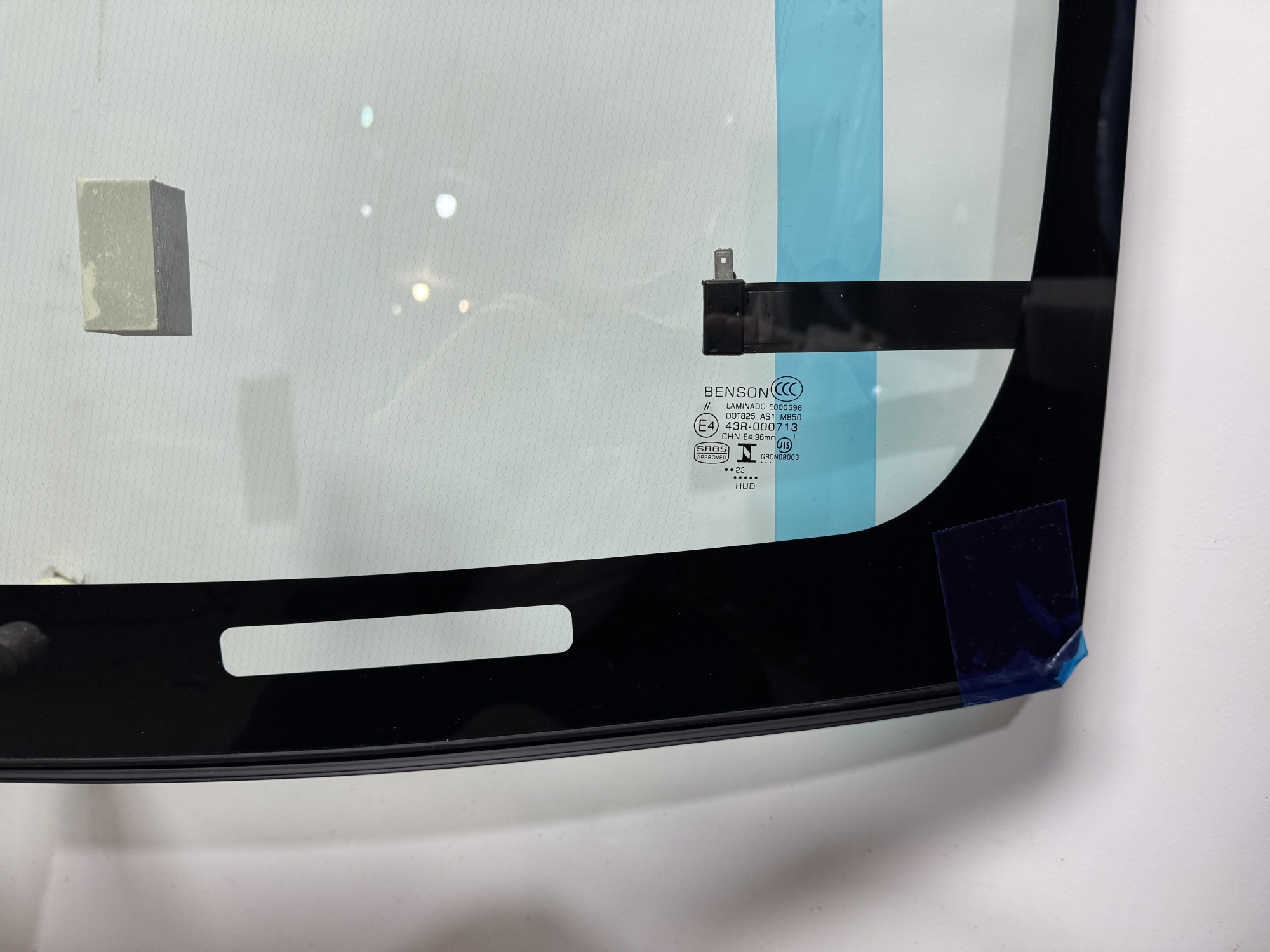 LAND ROVER DEFENDER II 2020- BENSON ДД КАМЕРЫ ОБОГРЕВ  ПРОЕКЦИЯ Стекло лобовое 