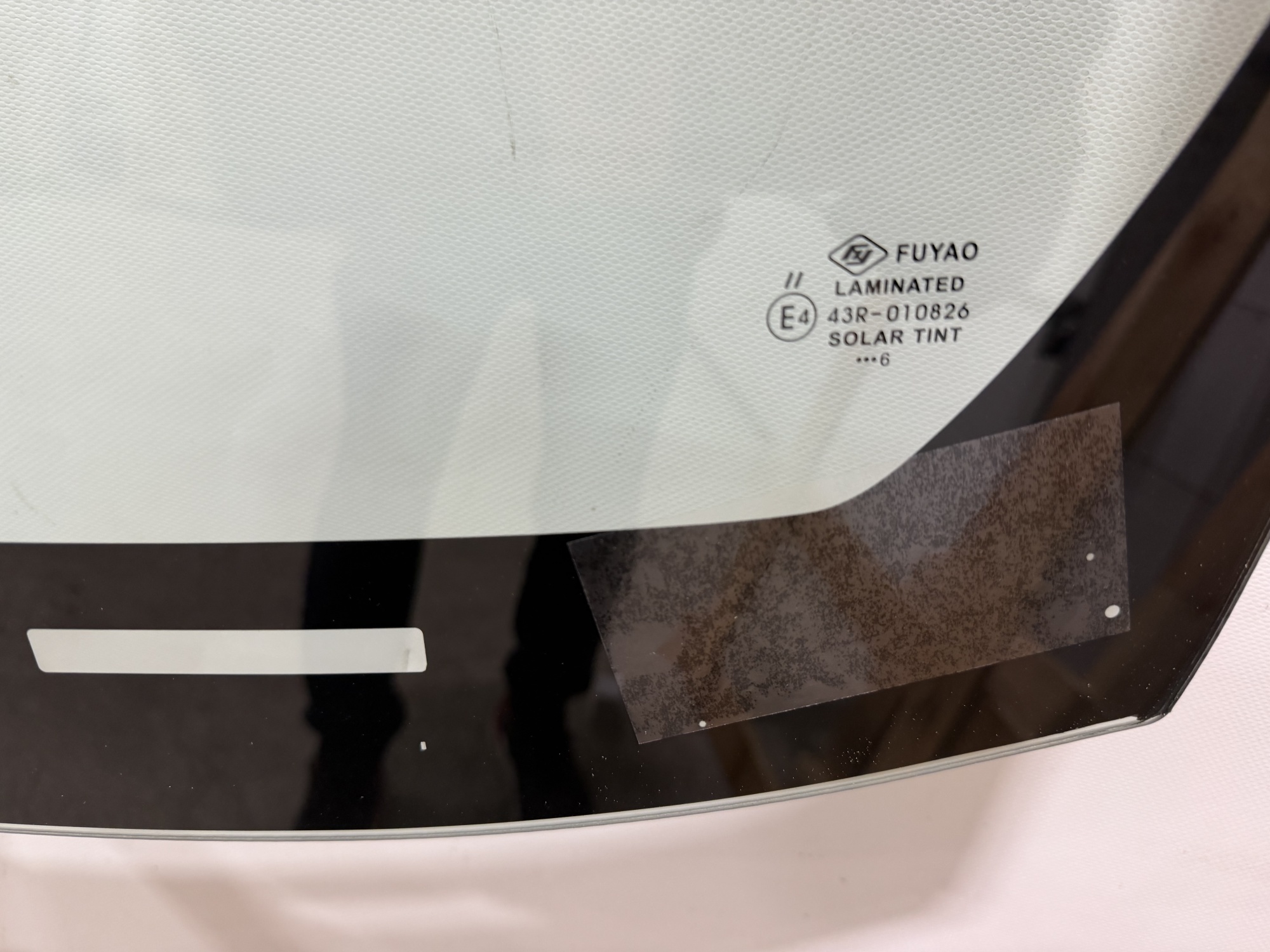 TOYOTA AURIS 5D HBK 2007-  FYG ПЯТАК ПРАВЫЙ РУЛЬ МОЛДИНГ Стекло лобовое 