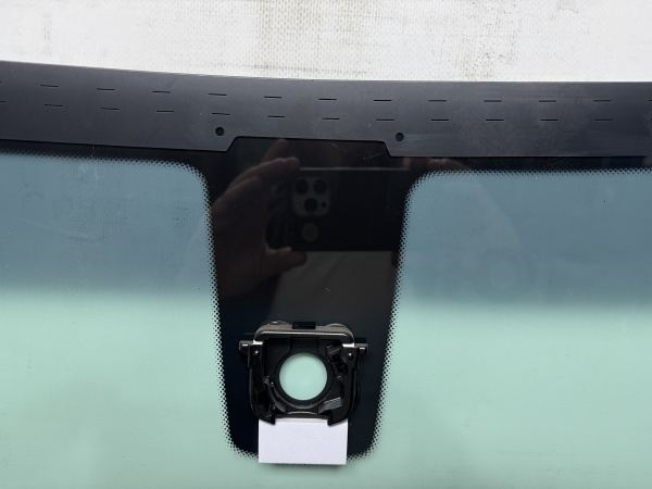 BMW 4-SERIA F32 2014-  FYG ДД СЕРАЯ ПОЛОСА Стекло лобовое