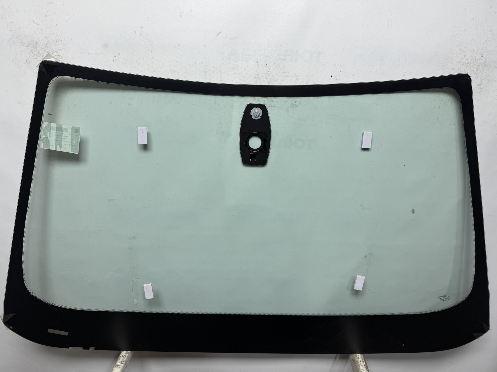 BMW 5-SERIA  E60/E61  2003-  FYG-ДД-КРУГЛЫЙ  БЕЗ ПОЛОСЫ Стекло лобовое