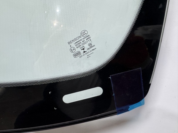 PORSCHE CAYENNE 2010- BENSON -ДД ПОЛНЫЙ ОБОГРЕВ КРЕПЛЕНИЯ МОЛДИНГИ Стекло лобовое