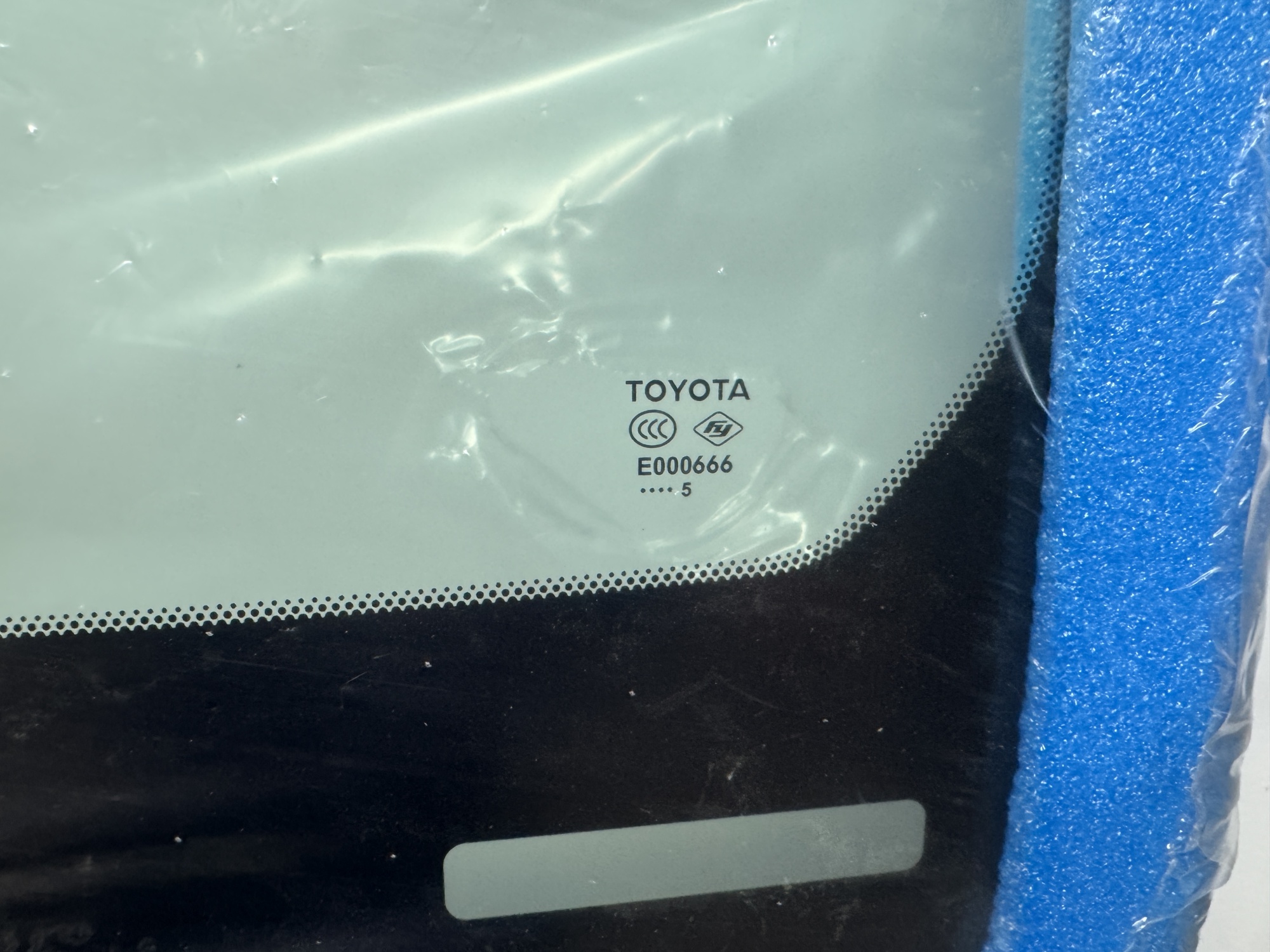 TOYOTA LAND CRUISER PRADO 250 2023- TOYOTA 561016B934 ДД КАМЕРА ПОДОГРЕВ ДВОРНИКОВ Стекло лобовое